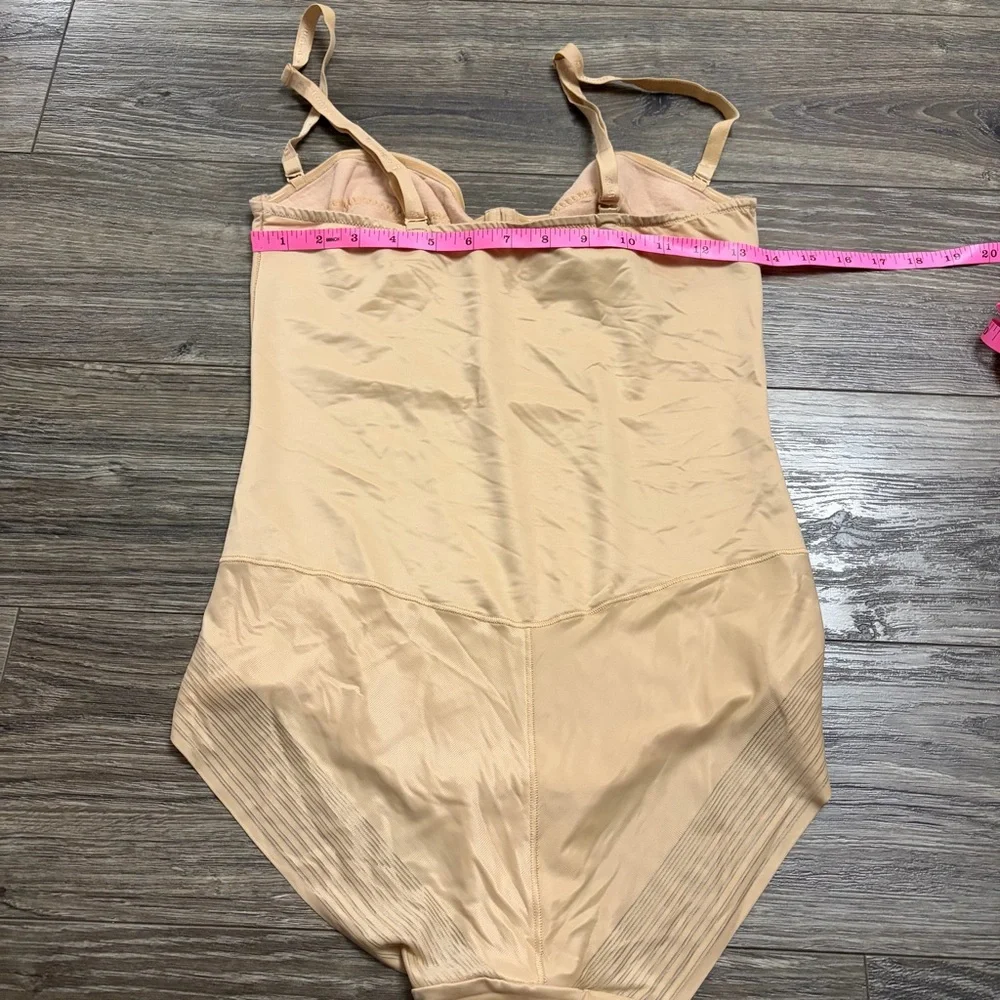 80s/90s European Vintage Triumph Shapewear Bodysuit (Nude) Size 36C/L